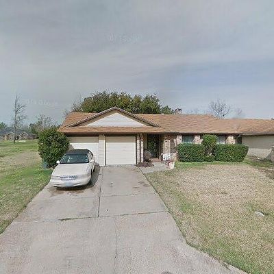 5760 Meadowview Rd, Beaumont, TX 77708