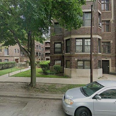 5841 S Blackstone Ave #102, Chicago, IL 60637