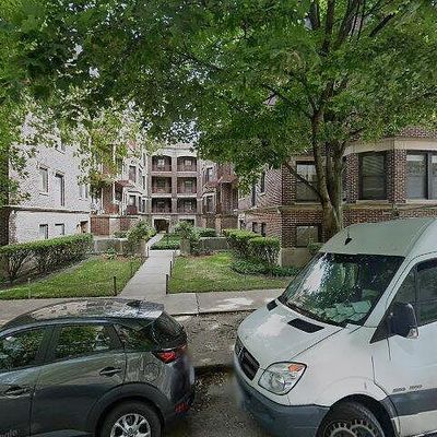 5841 S Blackstone Ave #203, Chicago, IL 60637