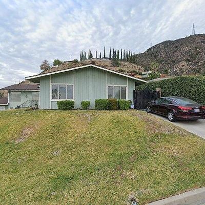 587 Devonwood Rd, Altadena, CA 91001