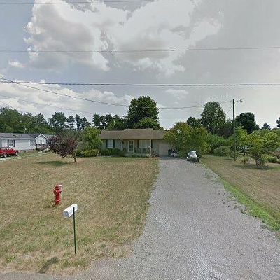 590 School St, Tuscarawas, OH 44682