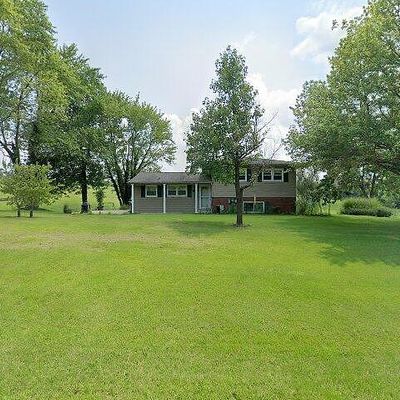 5934 Renken Rd, Dorsey, IL 62021