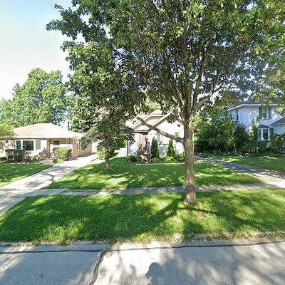 716 S Yale Ave, Villa Park, IL 60181