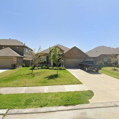 717 Oakmist Cove Ln, La Marque, TX 77568