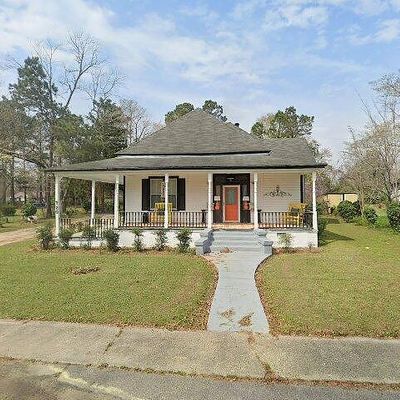 720 Hampton St, Elloree, SC 29047