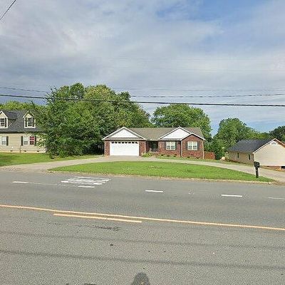 733 N Salisbury Gq Ave, Salisbury, NC 28146