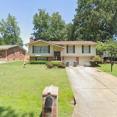 7406 Nottoway Cir, Louisville, KY 40214