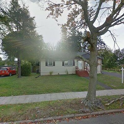 75 Leo Rd, Hamden, CT 06517