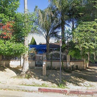 7502 Remmet Ave, Canoga Park, CA 91303