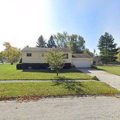 769 Aztec Ct, Lowell, IN 46356
