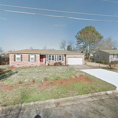 7810 Michael Ln Sw, Huntsville, AL 35802