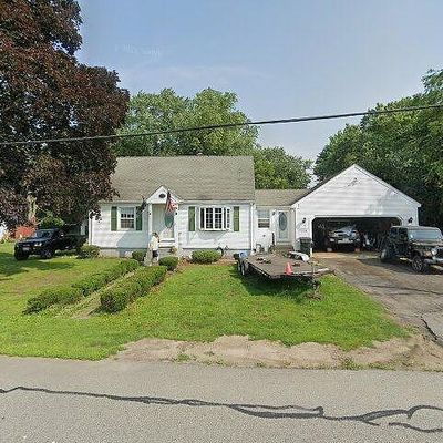 79 Old Providence Rd, Swansea, MA 02777