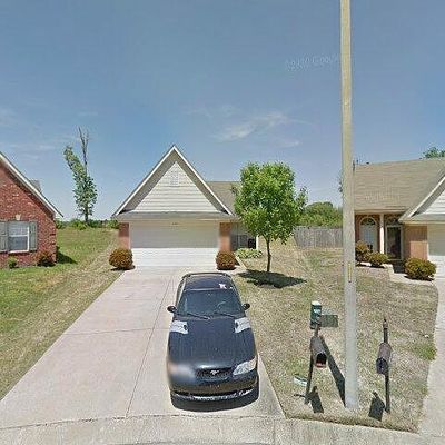 7973 Park Valley Dr, Southaven, MS 38671