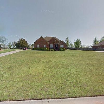 8 E Chateau Estate Dr, Greenbrier, AR 72058