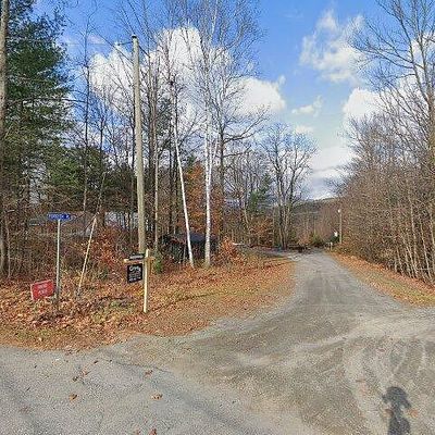 8 Forsyth Pl, Claremont, NH 03743