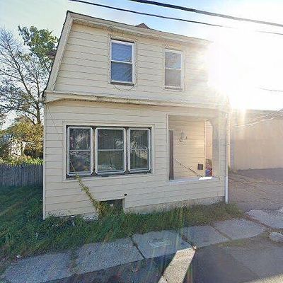 8 Poplar St, Fords, NJ 08863