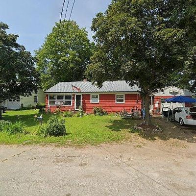 8 York St, Sanford, ME 04073