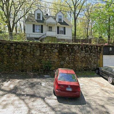 80 Manners Ave, Naugatuck, CT 06770