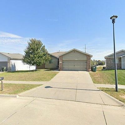 6632 N 13 Th St, Lincoln, NE 68521