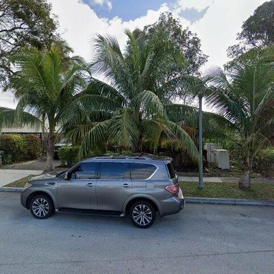 6704 Garden Ave, West Palm Beach, FL 33405