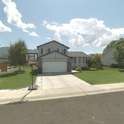 671 Country Club Dr, Tooele, UT 84074