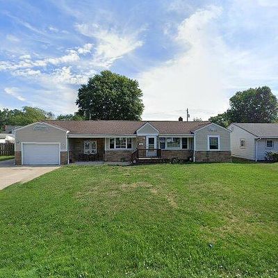 681 Woodstock Rd, Eastlake, OH 44095