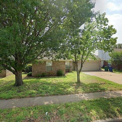 6824 Lyndale Dr, Watauga, TX 76148