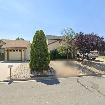 6835 Sunkist Dr, Sparks, NV 89436