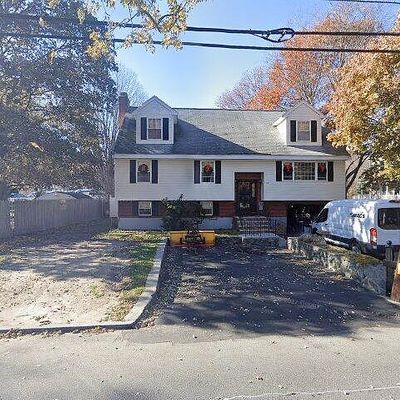 69 Wood St, Woburn, MA 01801