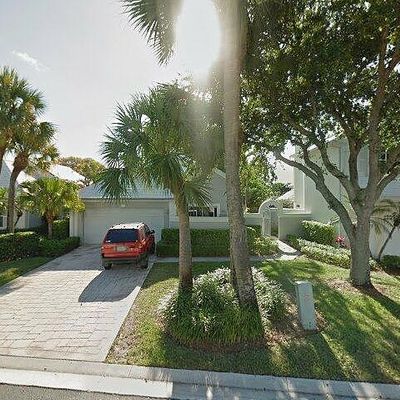 7 Wyndham Ln, Palm Beach Gardens, FL 33418