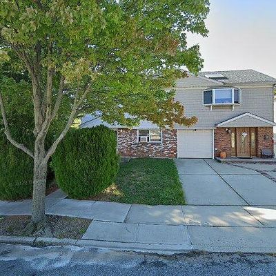 70 E Macon Ave, Staten Island, NY 10308