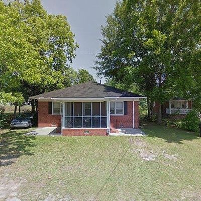 709 Woods St, Kingstree, SC 29556