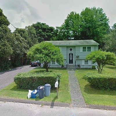 71 Gene St, East Haven, CT 06513