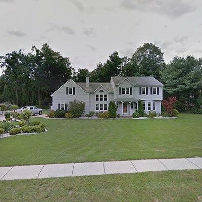 71 Evergreen Dr, East Longmeadow, MA 01028