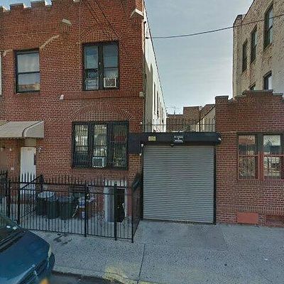 711 Cleveland St, Brooklyn, NY 11208