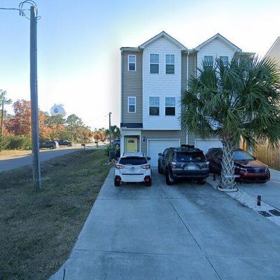 713 Glenn Ave #1, Carolina Beach, NC 28428