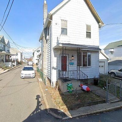 87 Pershing St, Wilkes Barre, PA 18702