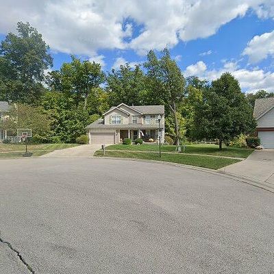 8734 Woolstone Ct, Maineville, OH 45039