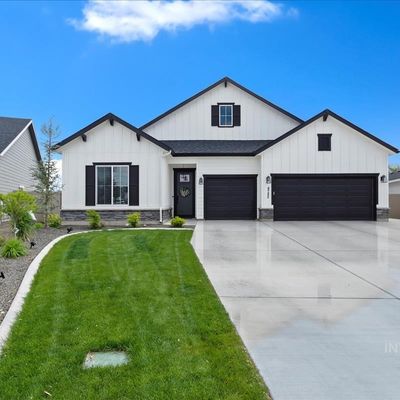 8785 E Hyacinth St, Nampa, ID 83687