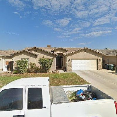 878 Russell Ave, Tulare, CA 93274