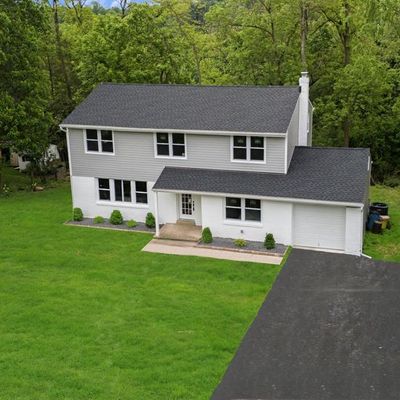 8806 Wainwright Rd, Glenside, PA 19038