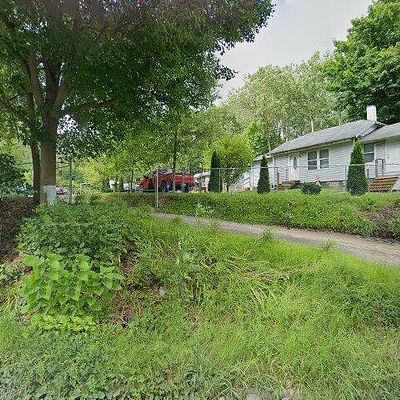 881 Schulz Ct, Benton Harbor, MI 49022