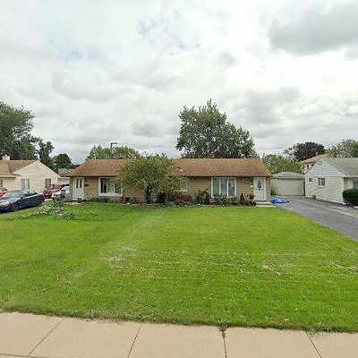 8875 S Main St #1, Hometown, IL 60456