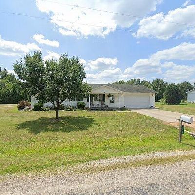 8925 E 1210 Th Rd, Effingham, IL 62401