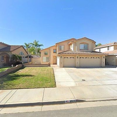 8923 Greenlawn St, Riverside, CA 92508