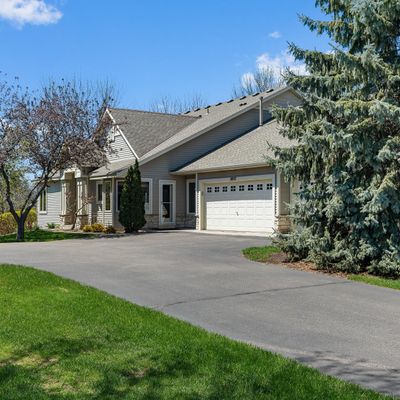 8937 Stonebrooke Trl, Saint Paul, MN 55125