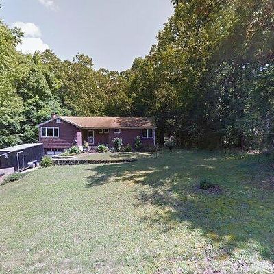 9 Forest Ln, Canton, CT 06019