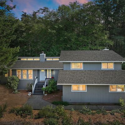 9060 Ne Morgan Rd, Bainbridge Island, WA 98110