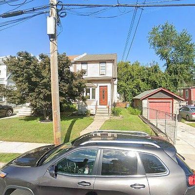 909 Bedford Ave, Darby, PA 19023