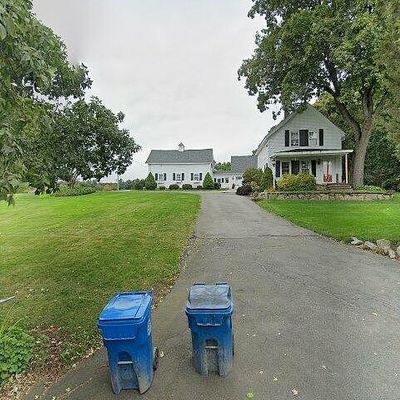 91 Pike St, Tewksbury, MA 01876